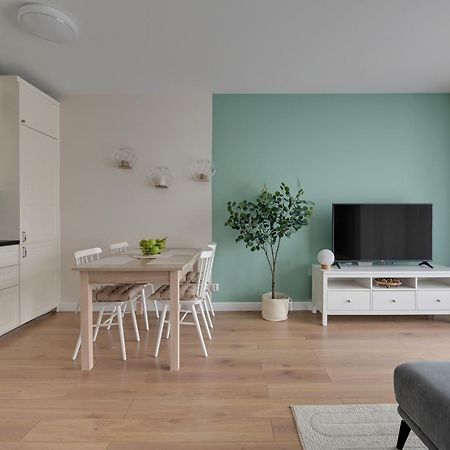Tarasy Baltyku Seaside, Sauna, Gym & Free Parking By Downtown Apartments กดัญสก์ ภายนอก รูปภาพ